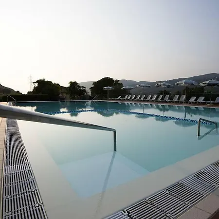 Corte Camaldoli 公寓式酒店