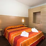 Lejlighedshotel Corte Camaldoli Garda (Verona)